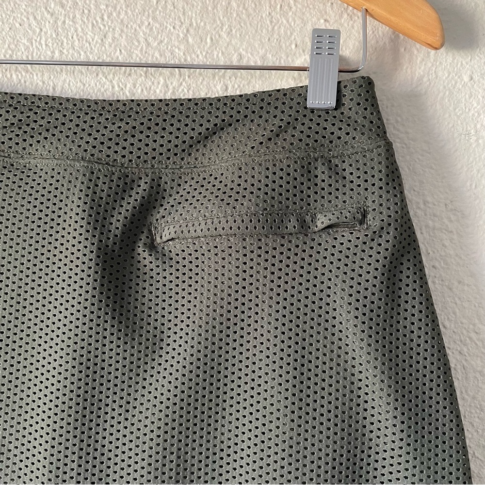 Slazenger Golf Skort Womens S Green Perforated Active Outdoor Pull on EUC - Picture 7 of 12